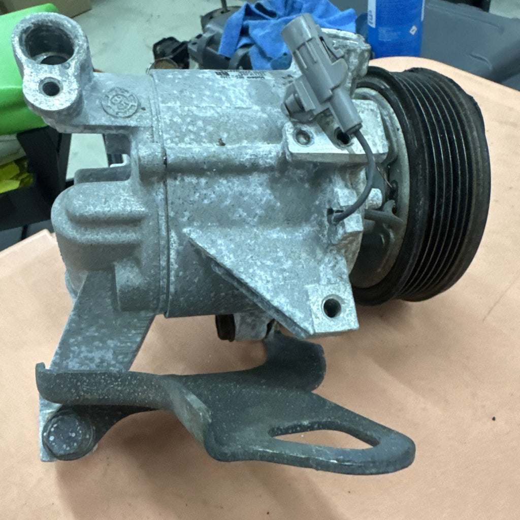OEM AC Compressor For 2012-16Subaru Impreza Forester 73111FJ041