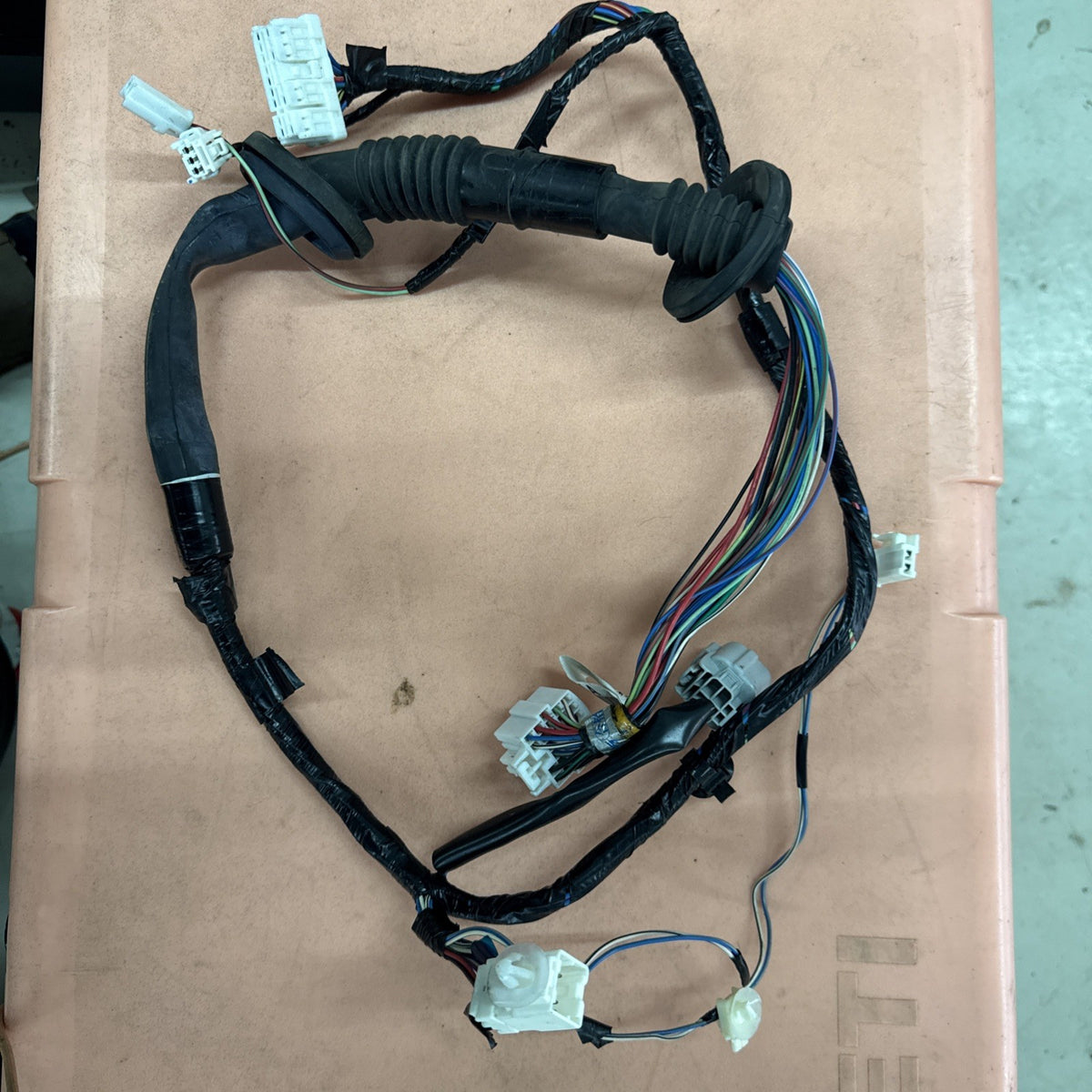 2008-14 Subaru WRX STI Front Left Door Harness OEM 81820FG120 08-14