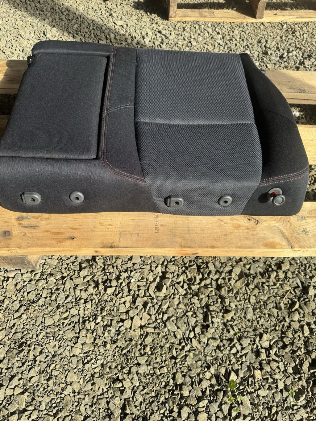 SUBARU WRX REAR SECOND ROW RIGHT SIDE SEAT UPPER CUSHION BACKREST OEM 15-21