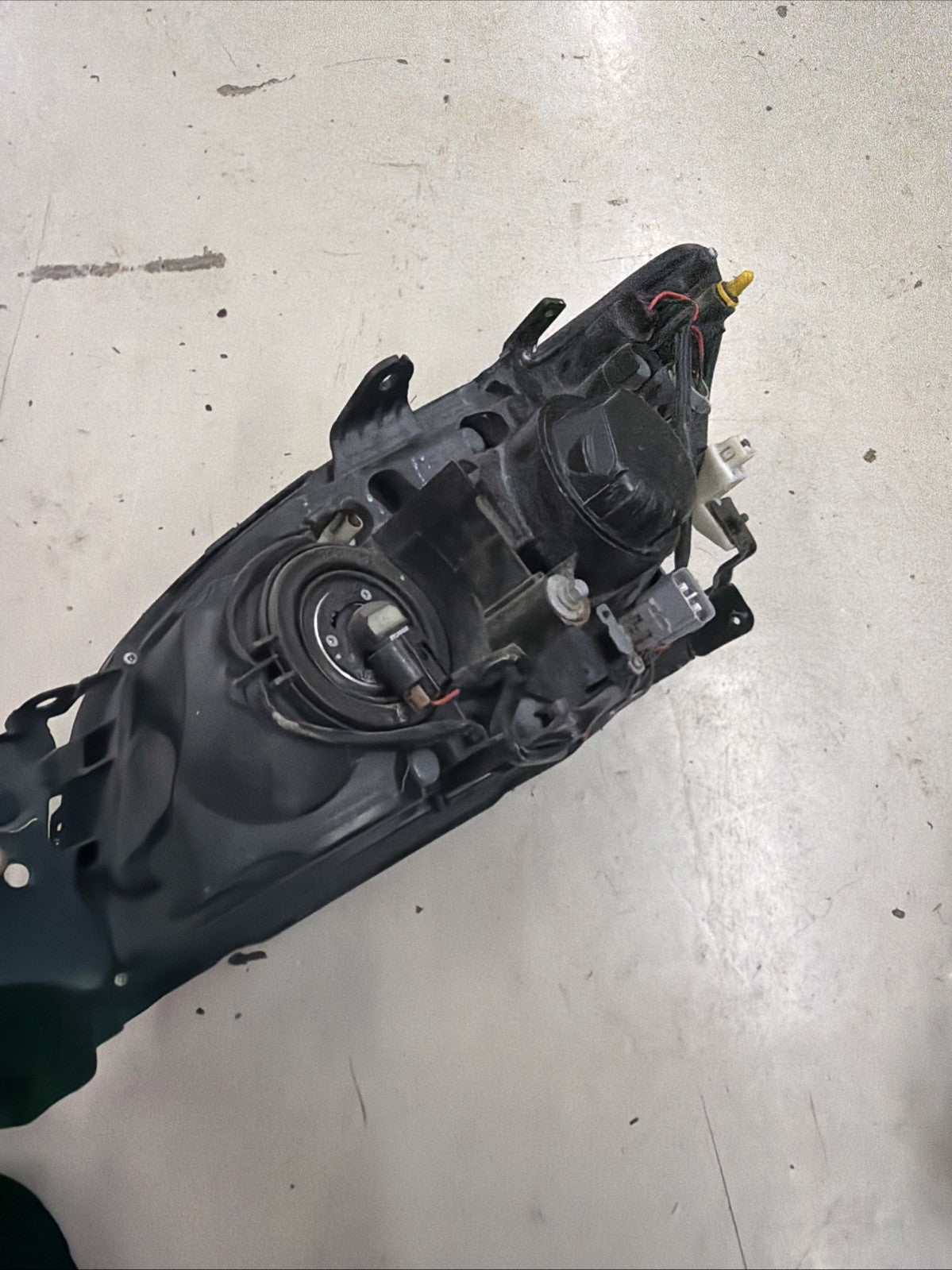 2006-2008 Subaru WRX Halogen Right Side Headlight Assembly OEM BLACK HOUSING
