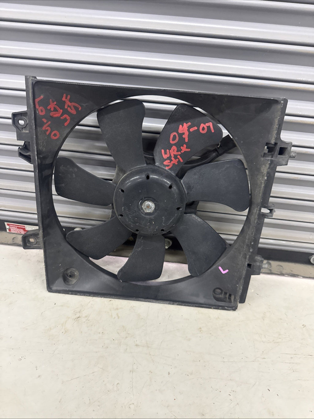 SUBARU WRX RADIATOR COOLING FAN MOTOR & SHROUD OEM B1400004 Left 2004-2007