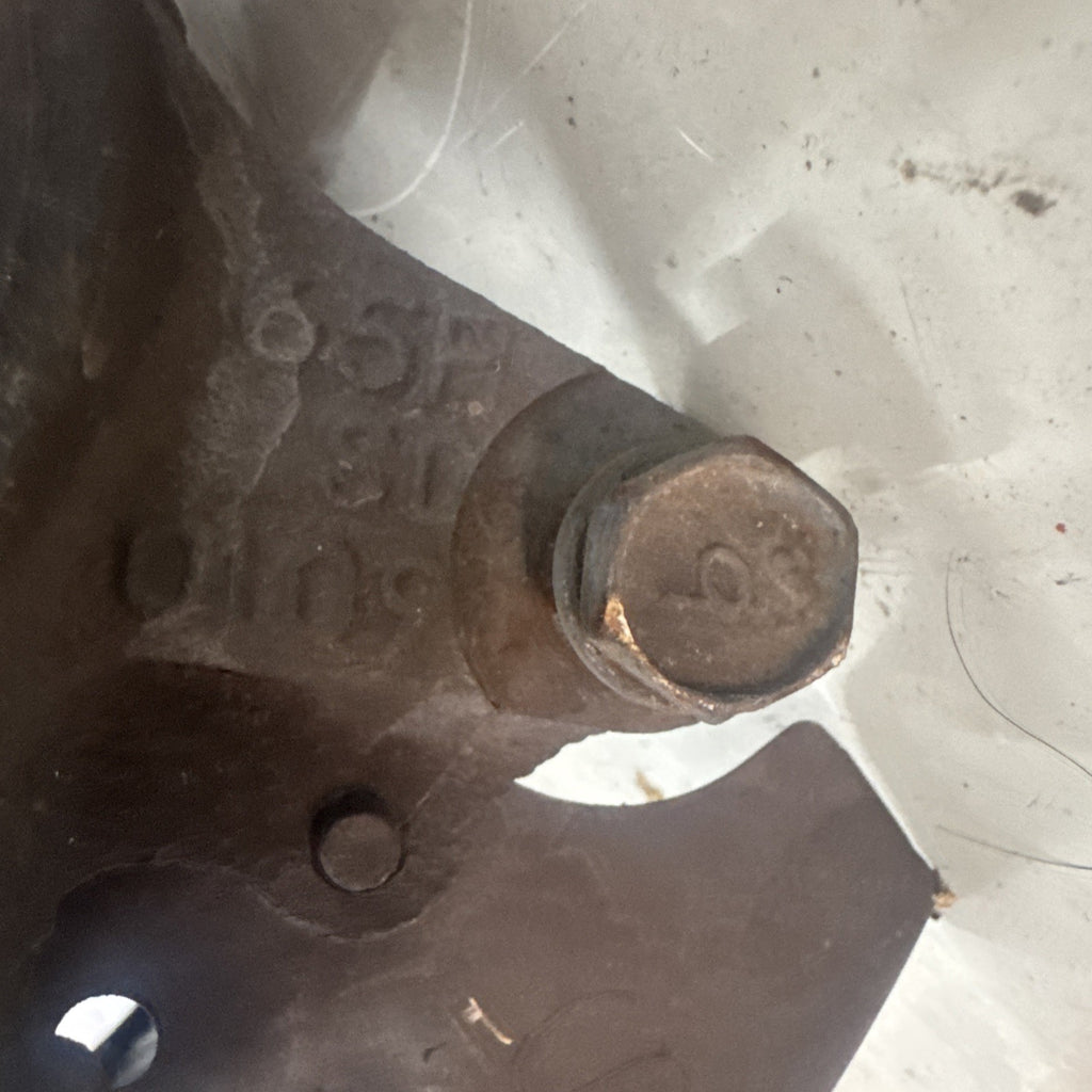 2006 Subaru Impreza WRX  Front Right NEW BEARING PAS Side Steering Knuckle OEM