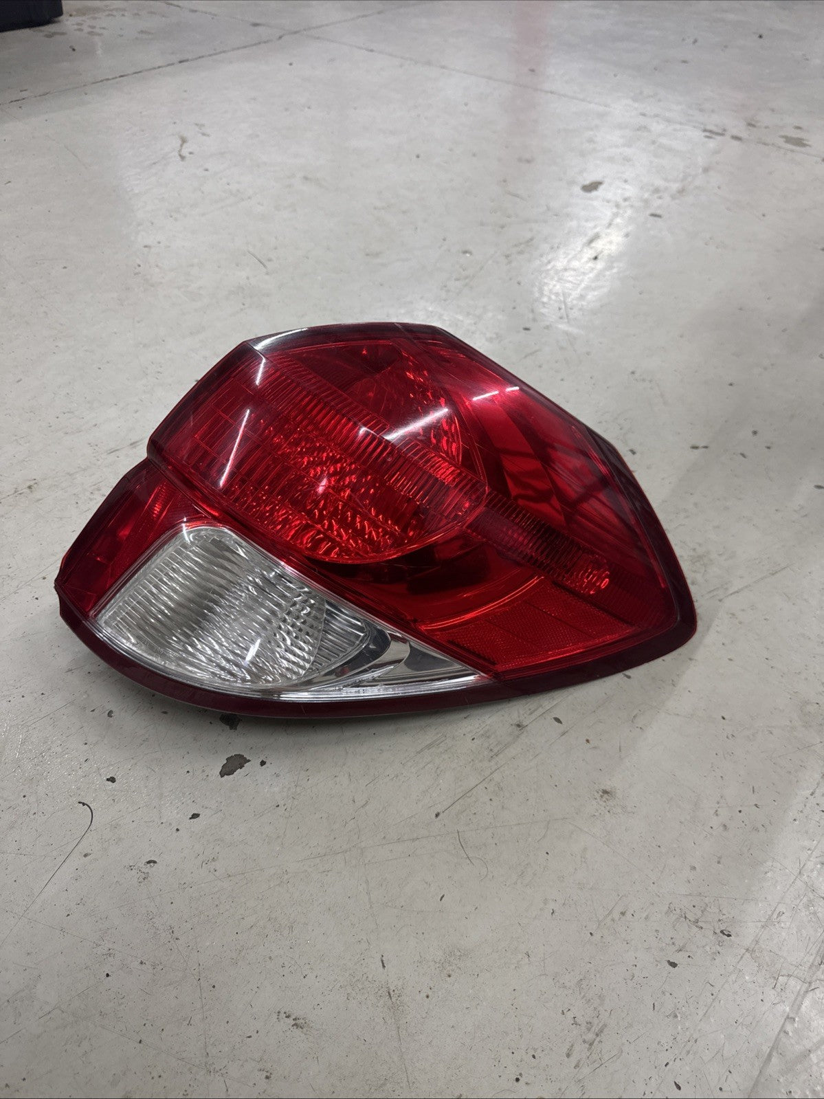 2008-09 Subaru Outback Wagon Right Passenger RH Side Tail Light Oem AH7942 LK