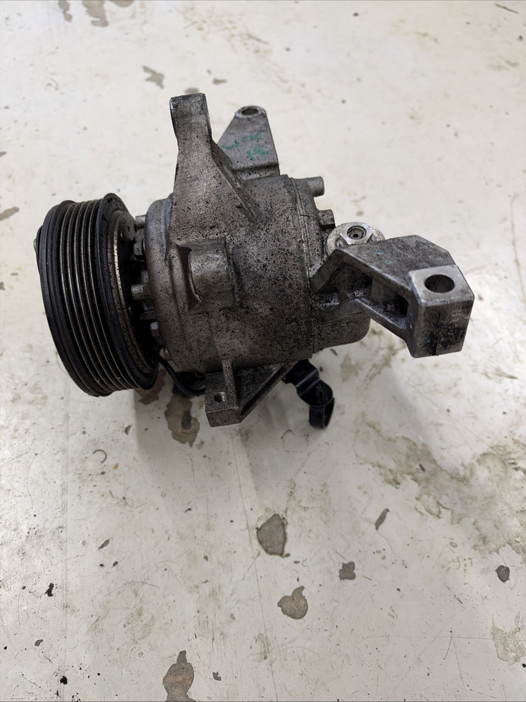 2015-2021 Subaru WRX 2.0L OEM A/C Air Conditioning Compressor 73111VA001