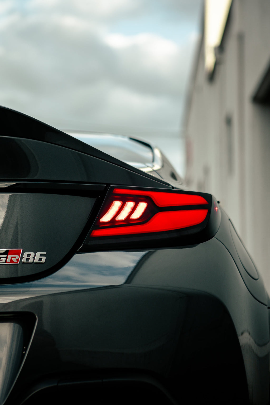 OLM Raiden LED Taillights (Clear Lens/Red Bar) - 2022+ GR86 / BRZ